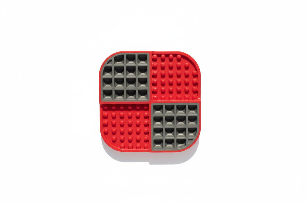 LickiMat Slomo - The Woof Toys